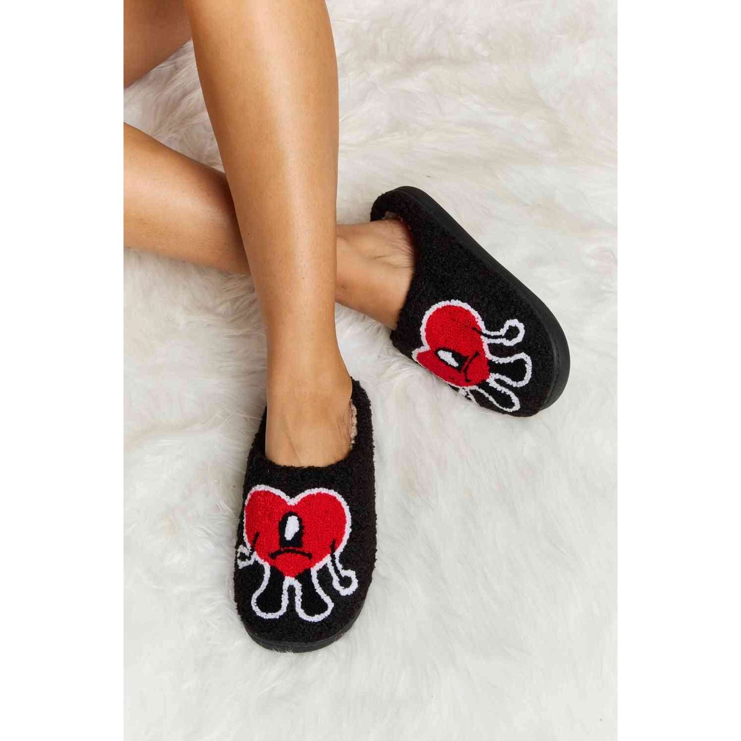 Sad Heart Print Plush Slippers